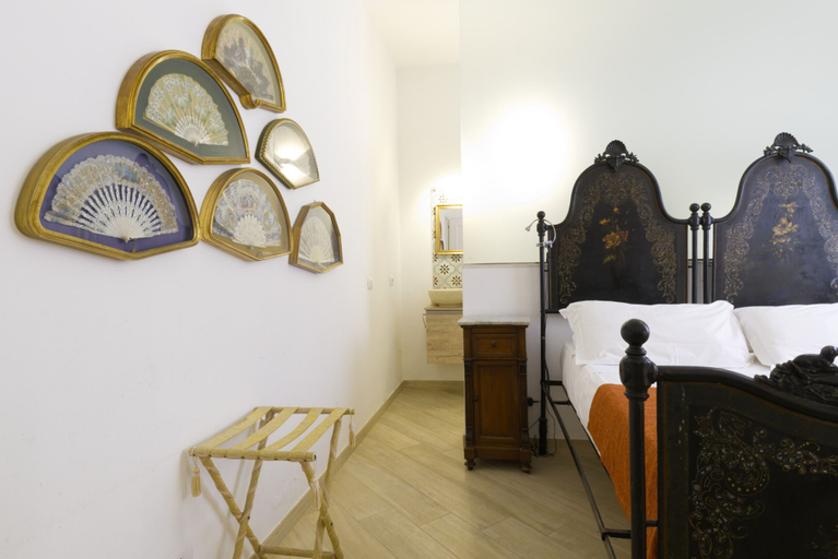 Room 3, Fico d'India Apartment by Wonderful Italy, Syracuse