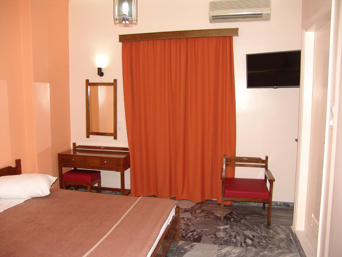 Bedroom 2, Hotel Cosmos, Attica