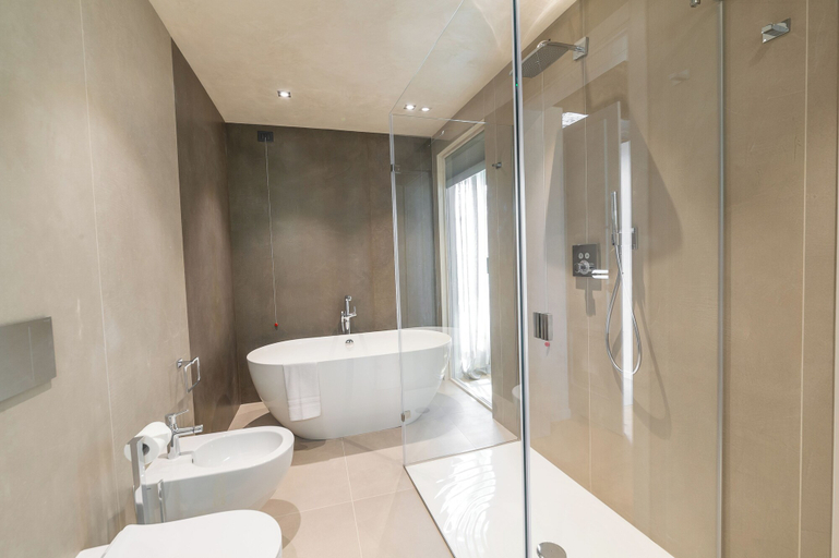 Bathroom 4, Relais San Vigilio al Castello, Bergamo