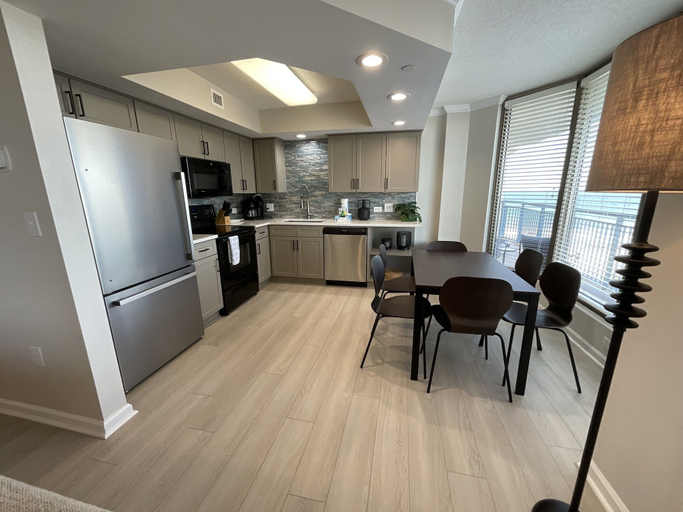 Private kitchen 3, 504 Brighton 2 Bedroom Condo, Horry