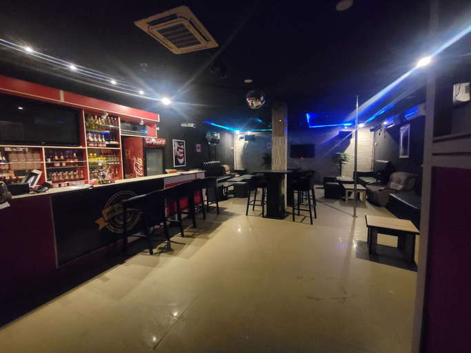 Others 5, Canada World Hotel, Ikpoba-Okha