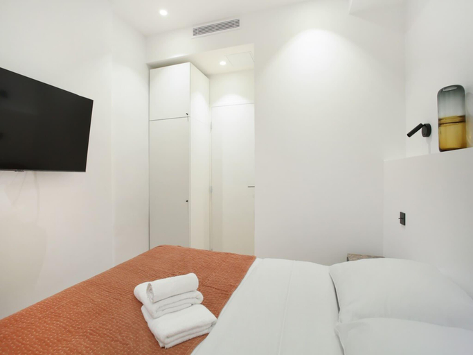 Bedroom 5, Montmorency Center of Paris Le Marais Beaubourg, Paris
