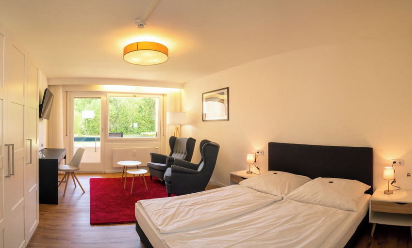 Bedroom 3, Hotel Quellenhof Bad Urach, Reutlingen