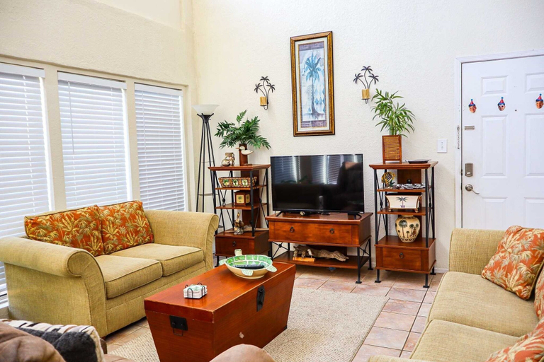Living area 4, Morningbreeze 1302 2 Bedroom Condo by RedAwning, Cameron