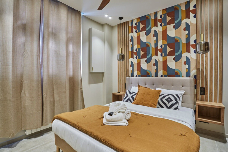 Room 2, Exceptional Apartment Near Montmartre 10 People, Paris