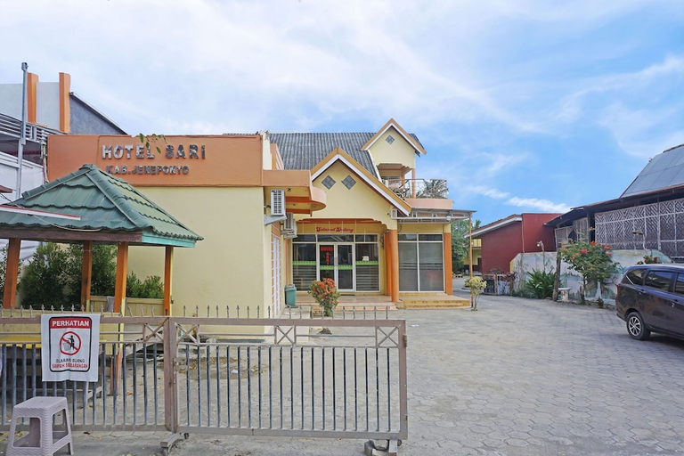 Exterior & Views 1, Hotel O Sari Jeneponto, Jeneponto