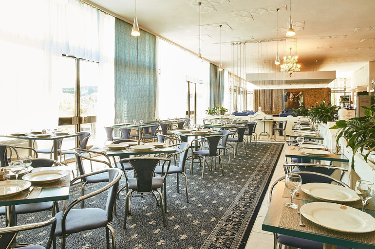 Food & Drinks 5, Continental Drobeta Turnu Severin, Drobeta-turnu Severin