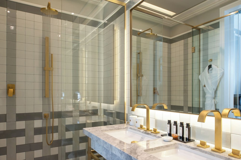 Bathroom, Nolinski Paris - Evok Collection, Paris