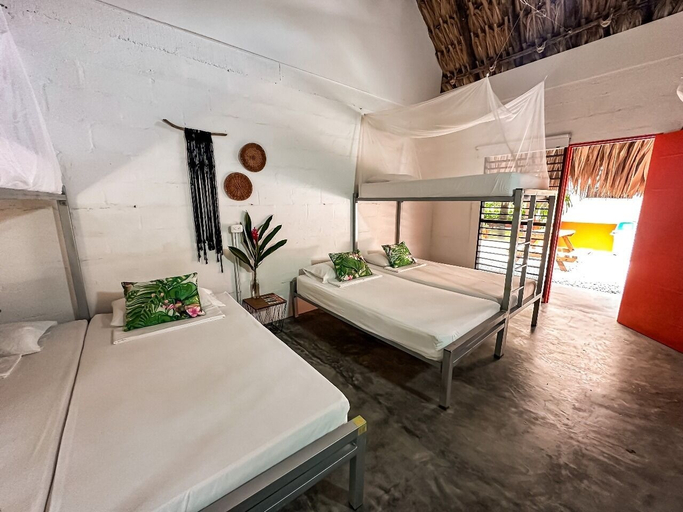 Bedroom 2, Makenke Hostel By Los Colores Ecoparque, Puerto Triunfo