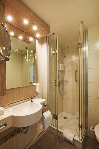 Bathroom 4, H+ Hotel Stade Herzog Widukind, Stade