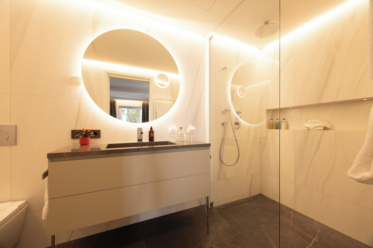 Bathroom 5, MAXIMILIAN MUNICH Apartments & Hotel, München