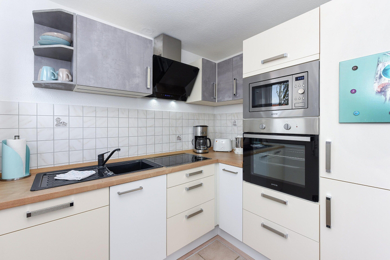 Private kitchen 5, Wohnung nur 300 m vom Strand in Bensersiel, Wittmund