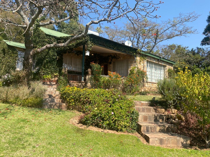 Primary image, Victorian style cottage in Nyanga - 2096, Nyanga