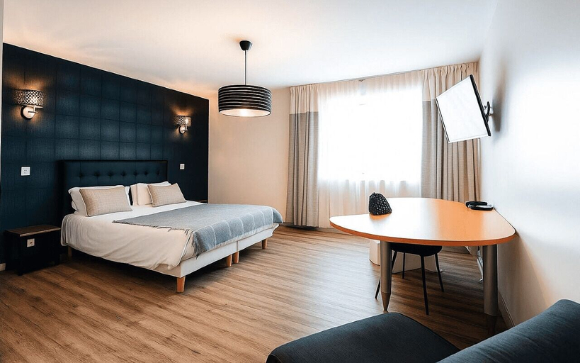Bedroom 4, L’Ange de la Vallée, Ain