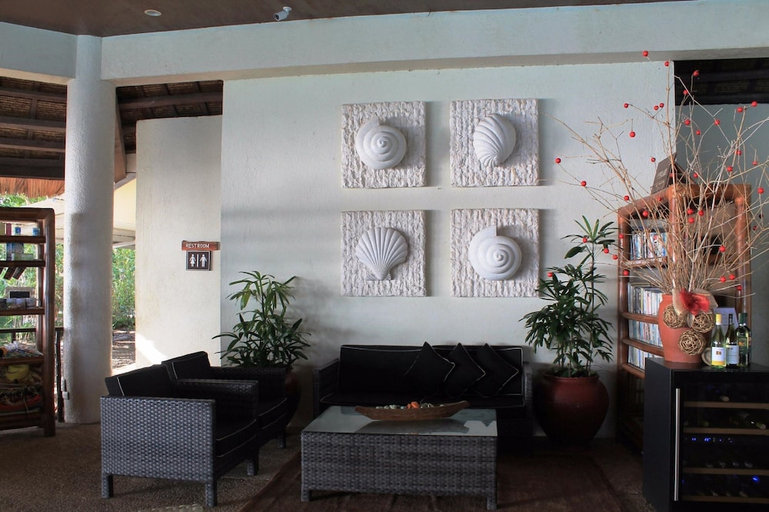 Public Area, Bluewater Sumilon Island Resort, Oslob