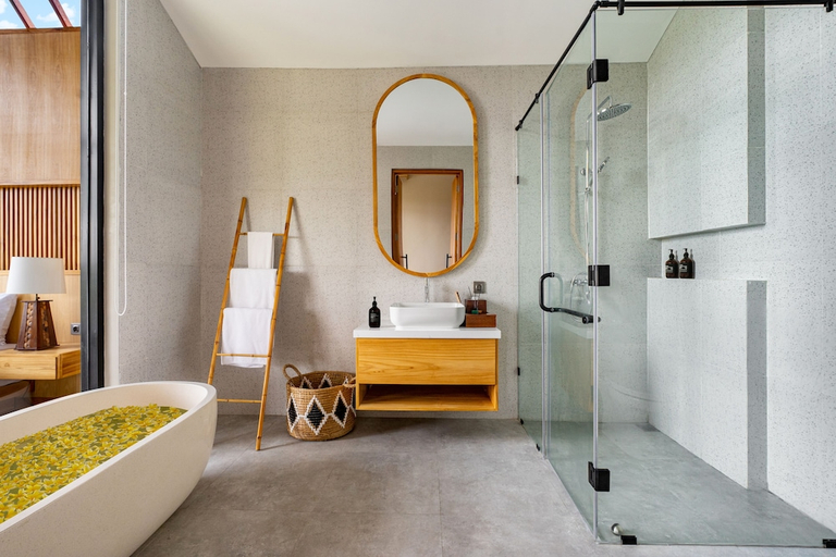 Bathroom 3, Villa Chanthira Luxe by Nakula, Badung