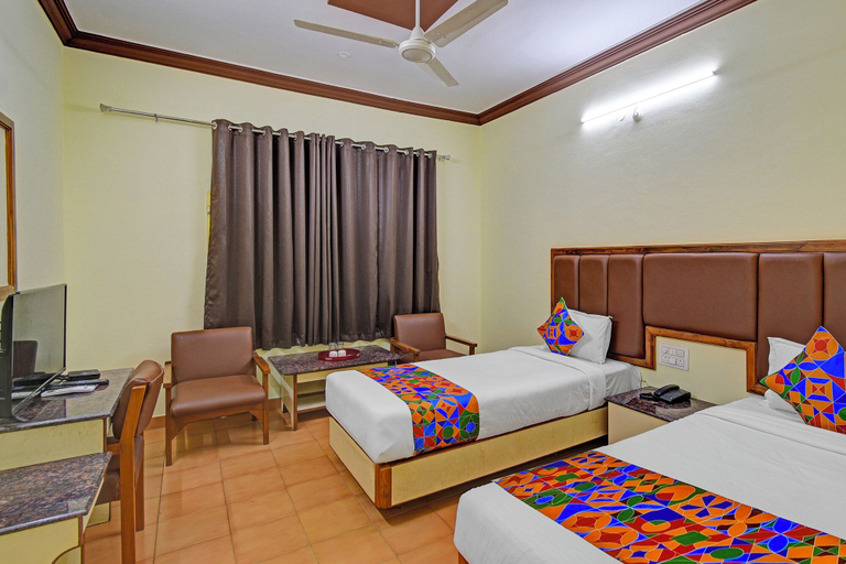 Room 4, Fabhotel Ranjit Residency, Hyderabad