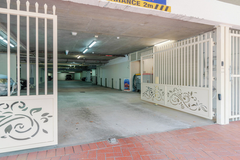 Exterior & Views 2, Inner City One Bedroom Apartment with Pool View 22, Cairns