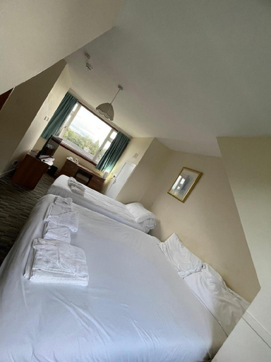 Others 4, Lochway Hotel, West Dunbartonshire