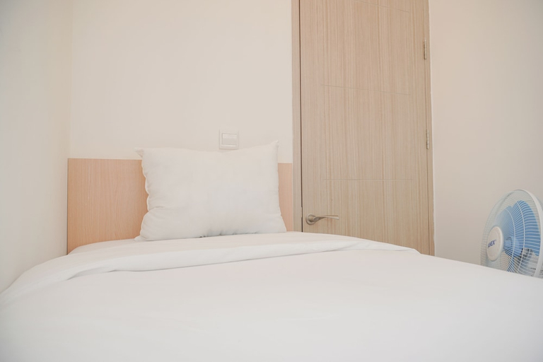 Bedroom 5, Comfort Designed 2Br At Tokyo Riverside Pik 2 Apartment, Tangerang