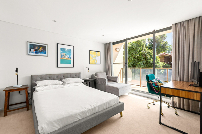 Room 5, Stylish 1-bed in the Heart of Sydney's Inner West, Sydney