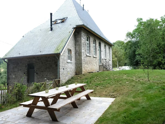 Exterior 5, 3-bedroom Holiday Home With Panoramic View, Namur