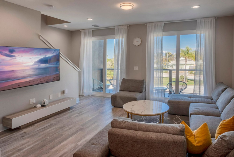 Room 5, Luxury Pool Home Golf Cart, Pinellas