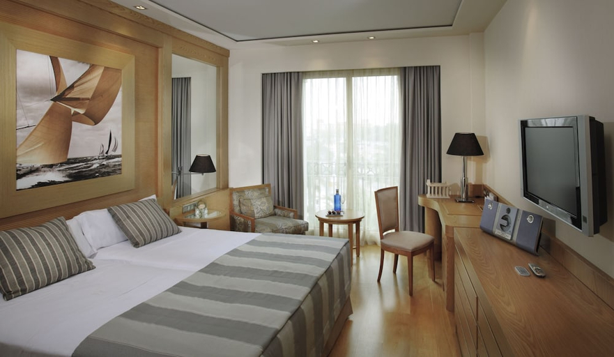 Bedroom 3, Balneario Las Arenas Resort, Valencia