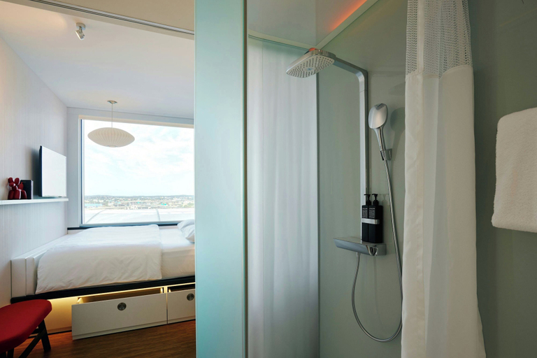 Bedroom 4, citizenM Boston North Station, Boston