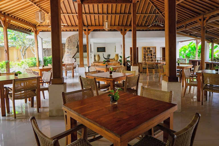 Food & Drinks 4, Pertiwi Bisma 1, Gianyar
