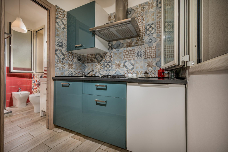 Bathroom 3, La Sula Mare Accommodation 2 Km from the Zingaro Nature Reserve, Trapani