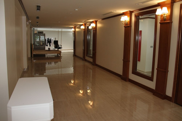 Others 3, H&H Building, Hai Bà Trưng