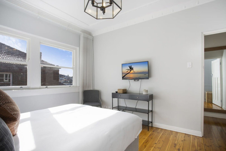 Room 4, Coastal Living Just Metres From Coogee Beach, Sydney