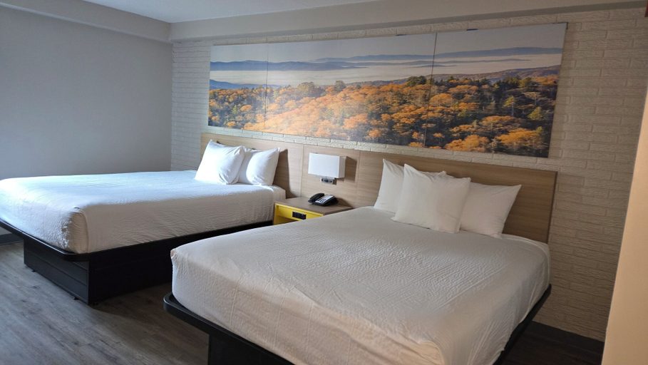 Bedroom 3, Days Inn by Wyndham Manassas Battlefield, Prince William
