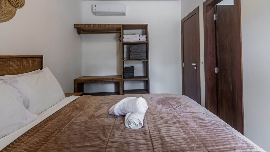 Room 3, Bangal com Jacuzzi e Churrasqueira Privativa, Porto Seguro