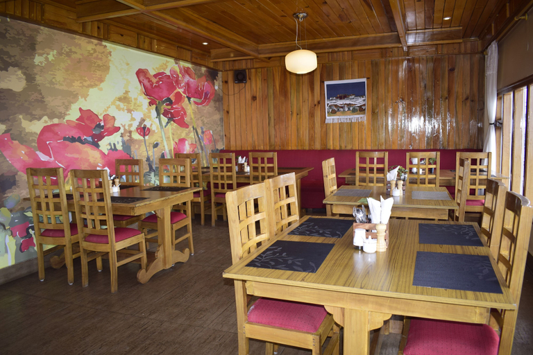 Food & Drinks 5, Hotel Elysium, West Kameng