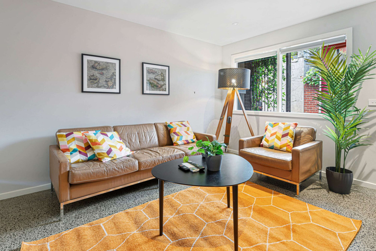 Living room 5, Convenient Bayside Living at the Edge of the City, Melbourne