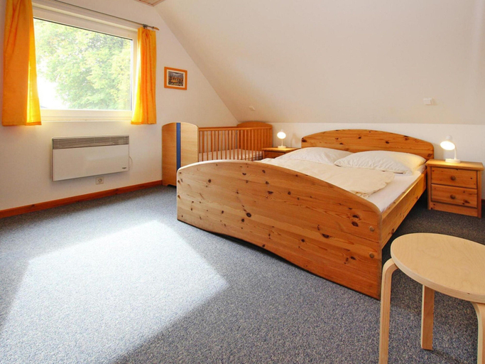 Room 4, Grosses Ferienhaus fur 12 am Muritz-nationalpark, Mecklenburgische Seenplatte