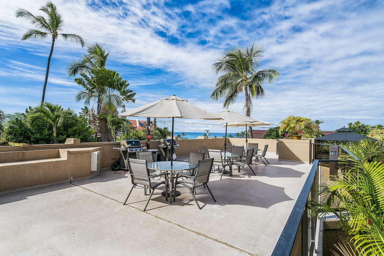 Outdoor dining 4, Kona Pacific D526 1 Bedroom Condo, Hawaii