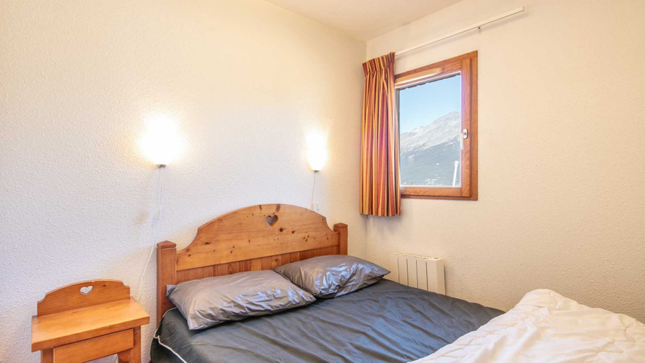 Room, Cosy apartment in the mountains in Valfrejus, Savoie