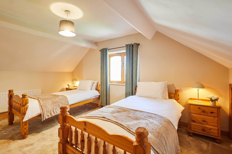 Room 2, Host Stay Cherry Willows, North Yorkshire