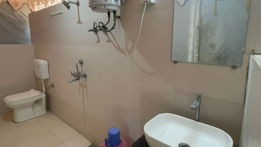 Bathroom, Unity Holiday Resort, Statue of Unity Kevadia, Chhota Udaipur