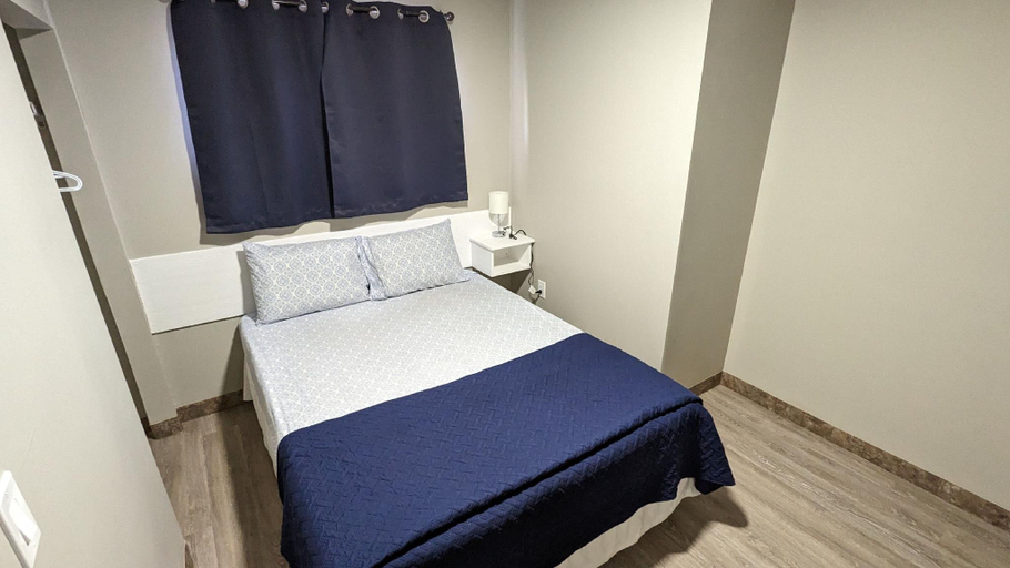 Bedroom 2, Riverside Motel & Suites, Division No. 1
