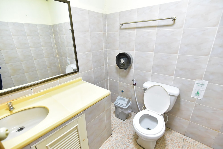 Bathroom 3, Koh Ngai Resort Trang, Ko Lanta