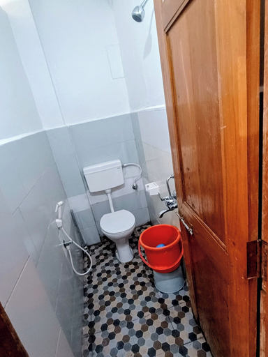 Bathroom 3, Tourist Lodge, Uttara Kannada