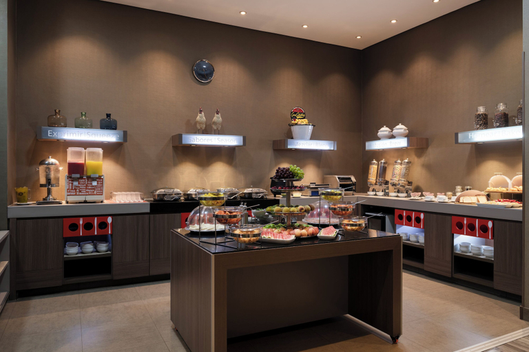 Food & Drinks 5, Hampton by Hilton Barranquilla, Barranquilla