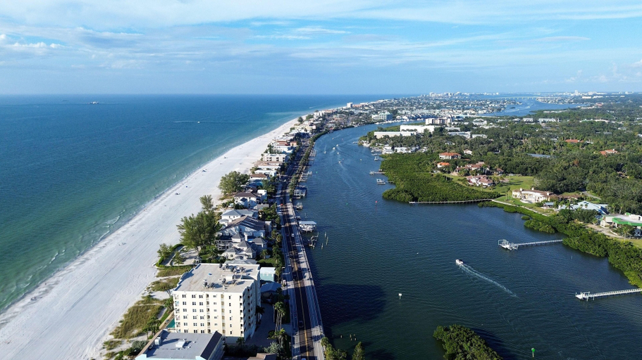 Aerial view, Sand Castle II - #2601 and #2602, Pinellas