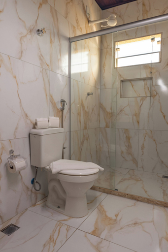 Bathroom 3, Andimar Hotel, Porto Seguro