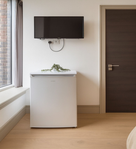 Others 5, The Kingston Upon Thames Apartme, London