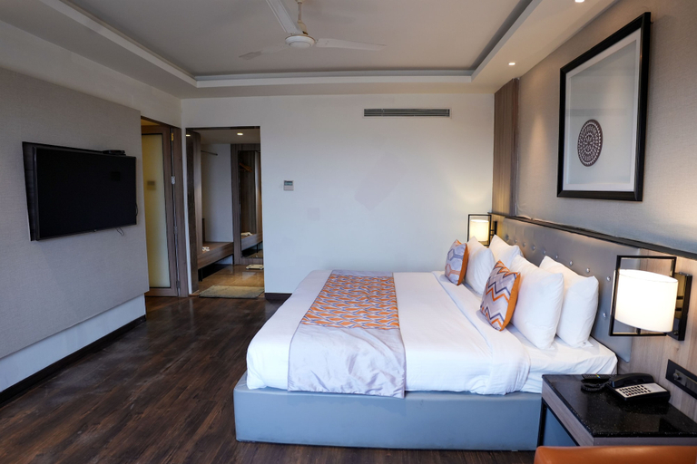 Bedroom 3, Grand Sarovar Portico, Latur